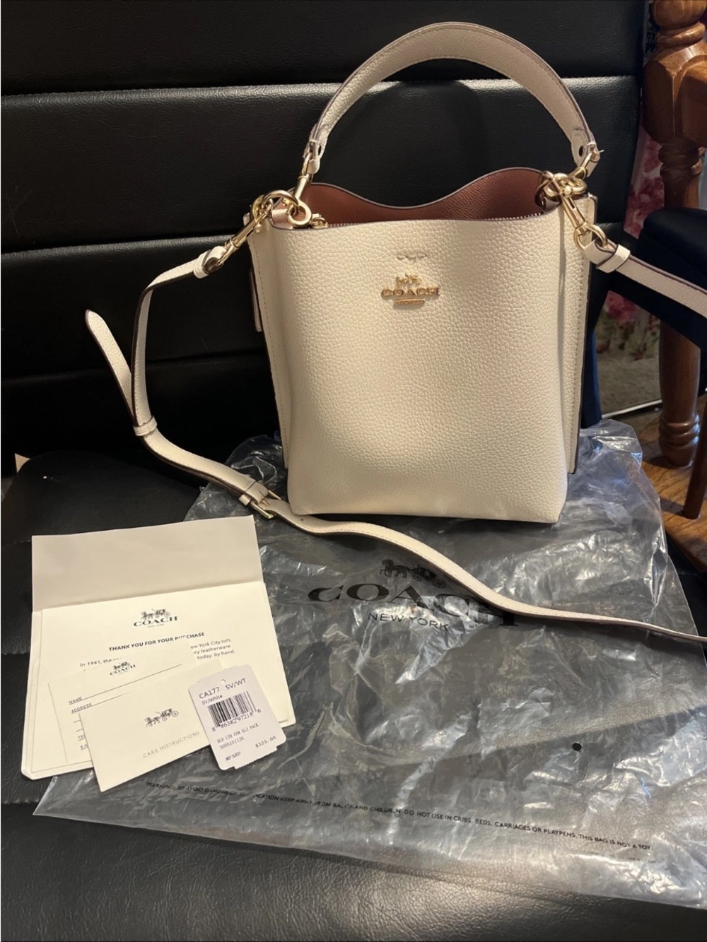 Coach Mollie 22 Bucket Bag Pebbled Leather chalk CA177 - Picture 3 of 13